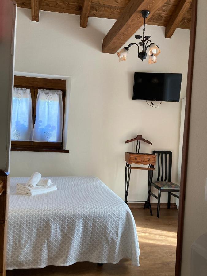 Casa Elena Cangas De Onis Con Wifi Y Parking Gratuito Kültér fotó